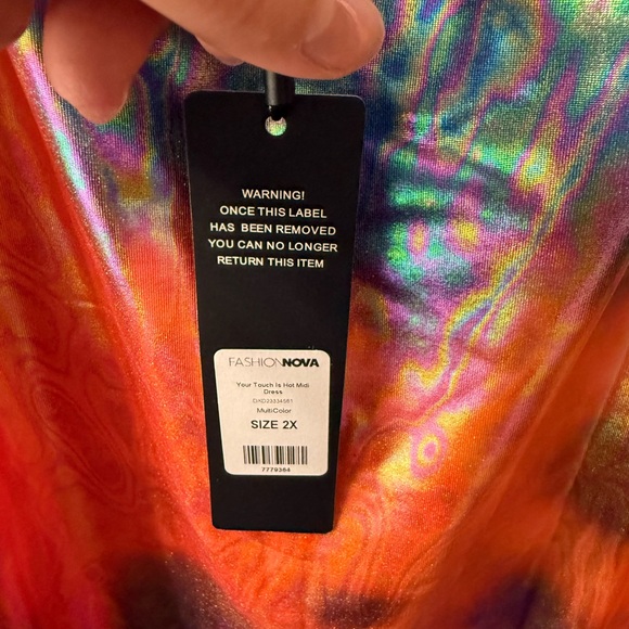 NWT Fashion Nova 2X metallic heat imprint dress - Picture 5 of 5